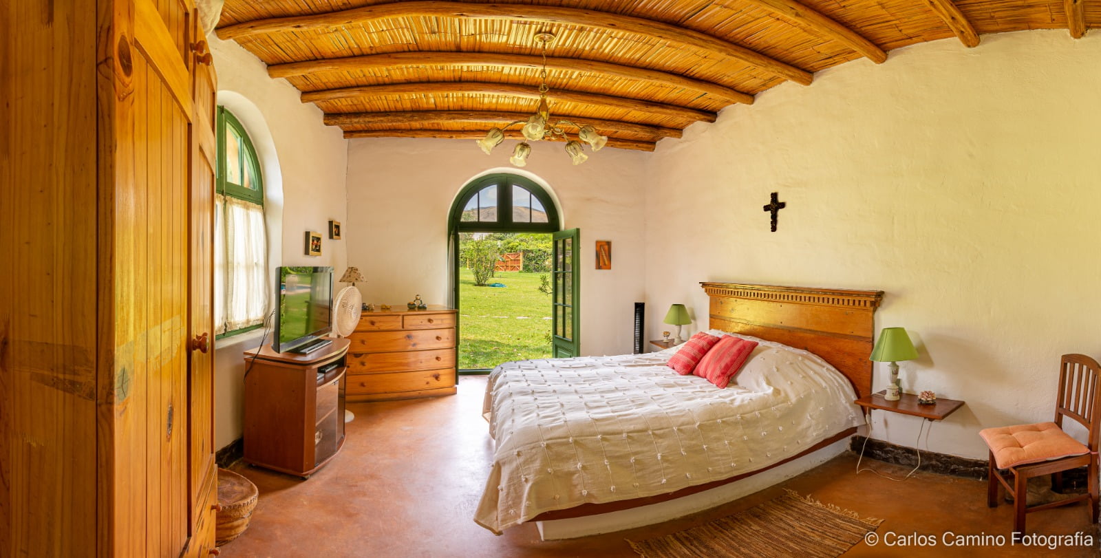 6f9919f1-aa7d-4e70-a417-94421cb47fd7