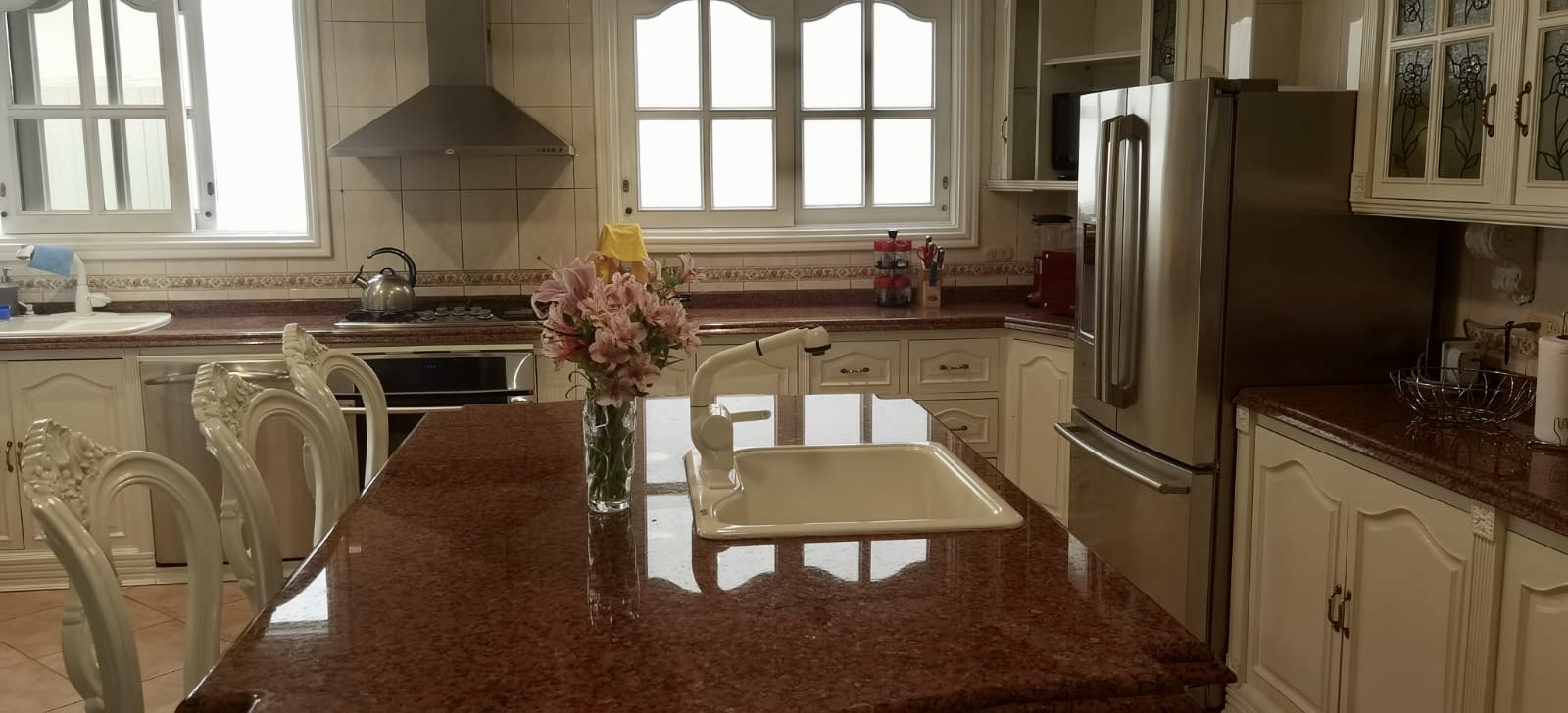 550a03fa-2fd9-49c4-901c-15f8290b9303