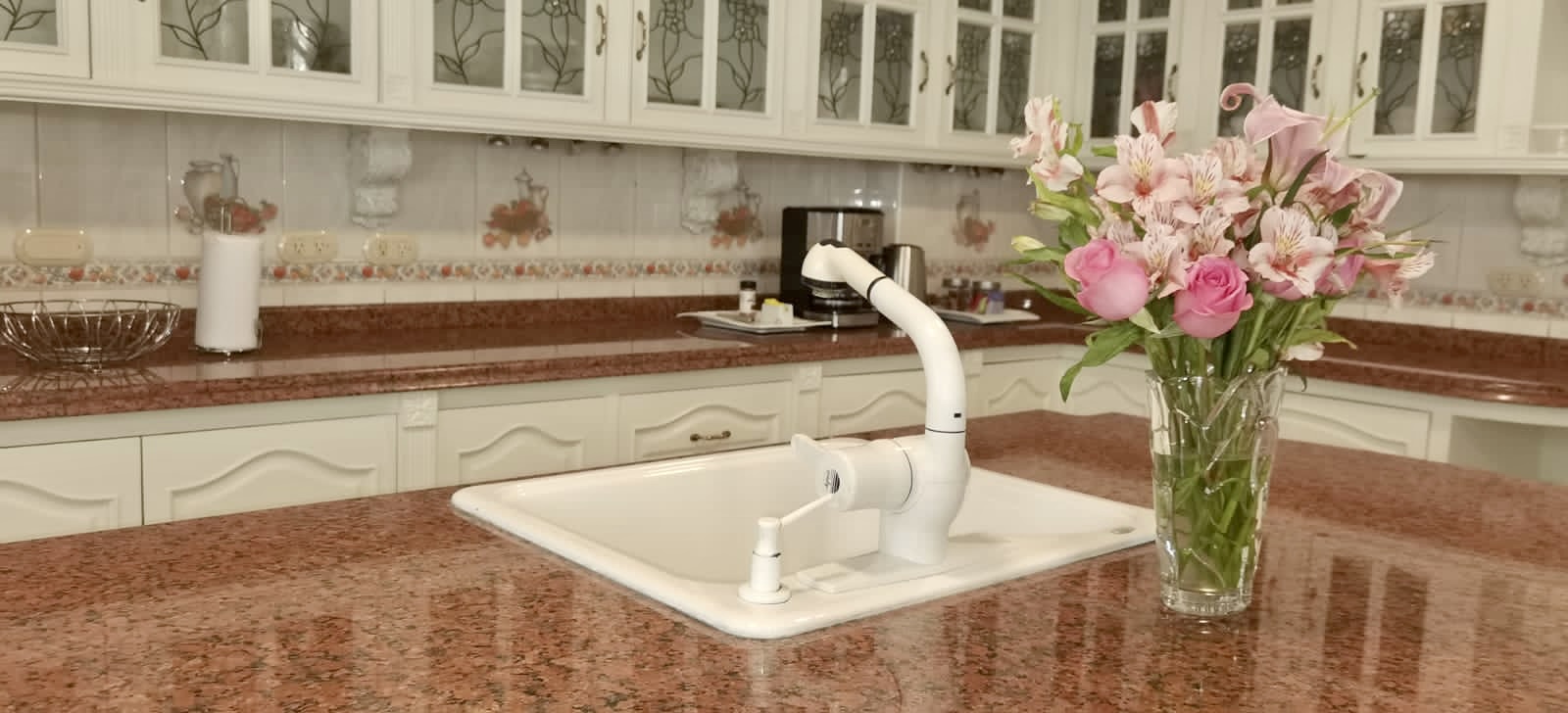 b48e0b63-3ff4-4a21-8df9-edb416ea311f