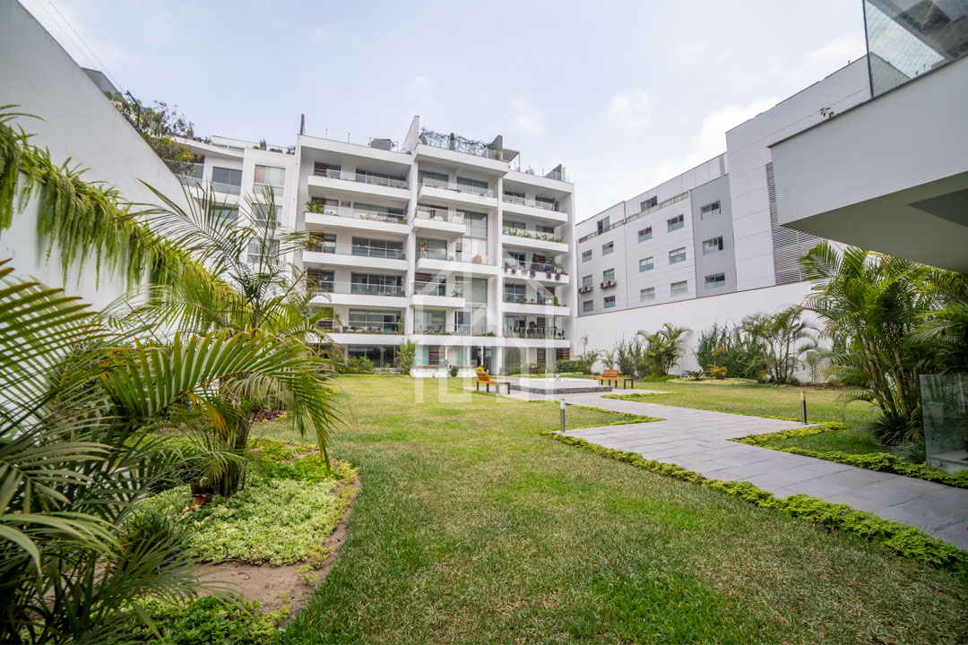 Flat con Vista a Jardin en Golf Los Incas