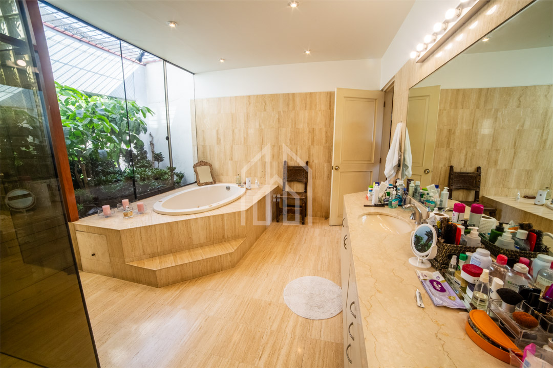 Departamento en venta surco cerros de camacho 290-32