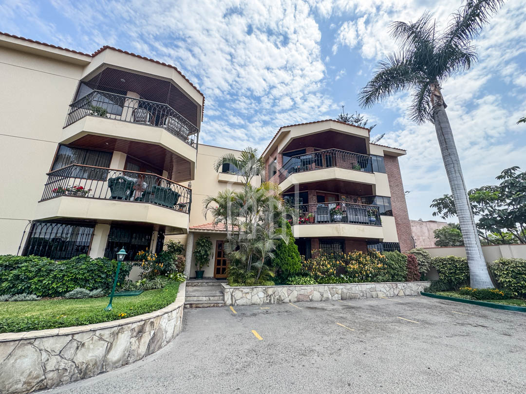 Cómodo Departamento en Chacarilla