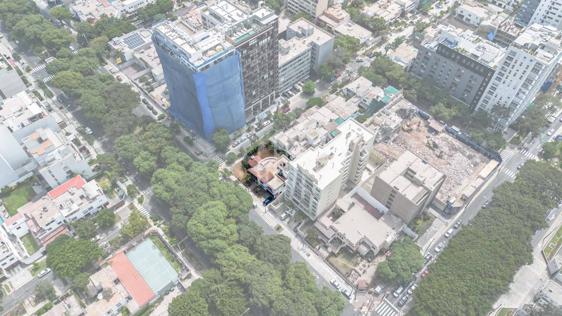 Casa como terreno en venta san isidro av salaverry-36