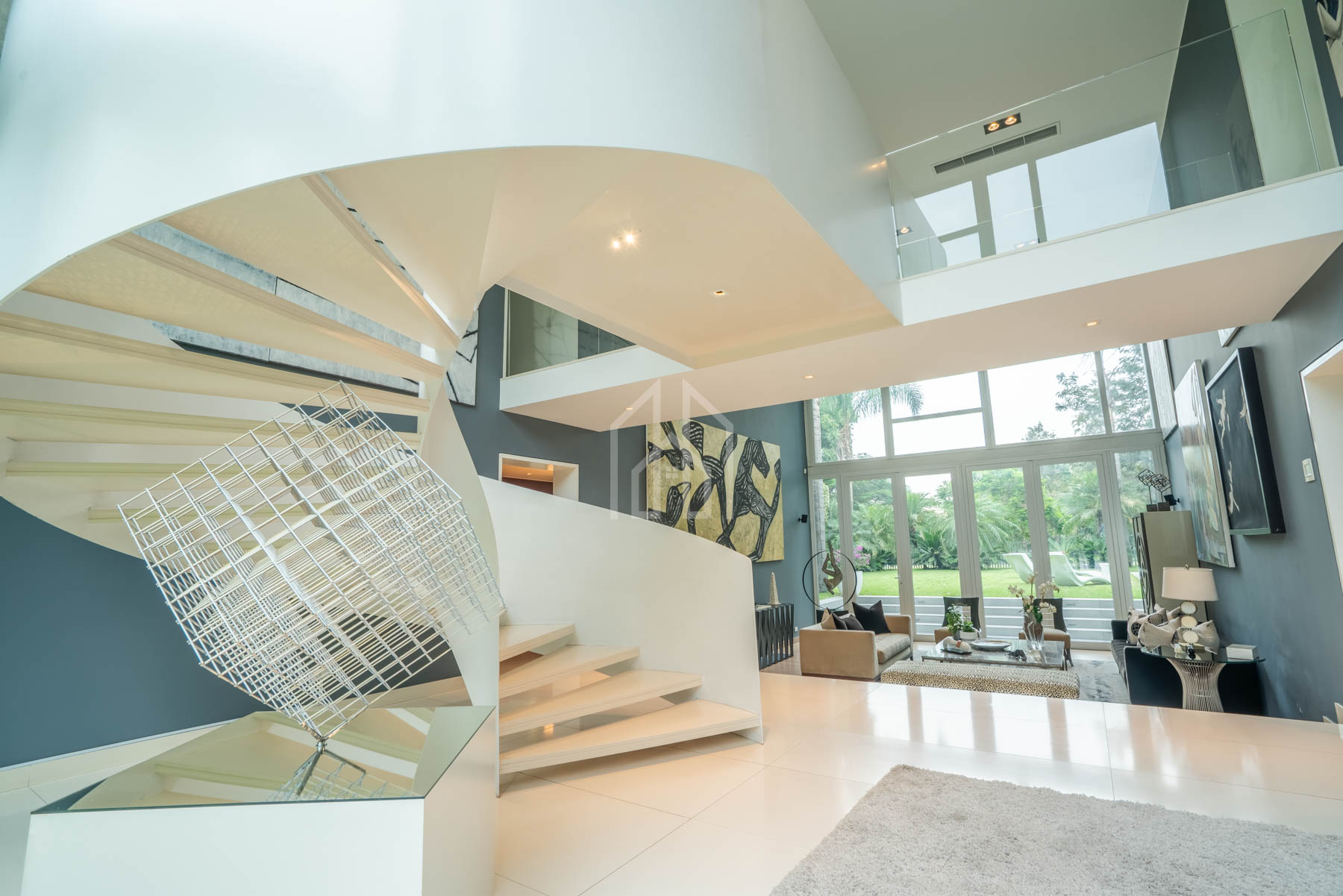 casa en venta la planicie cava piscina y mas-12