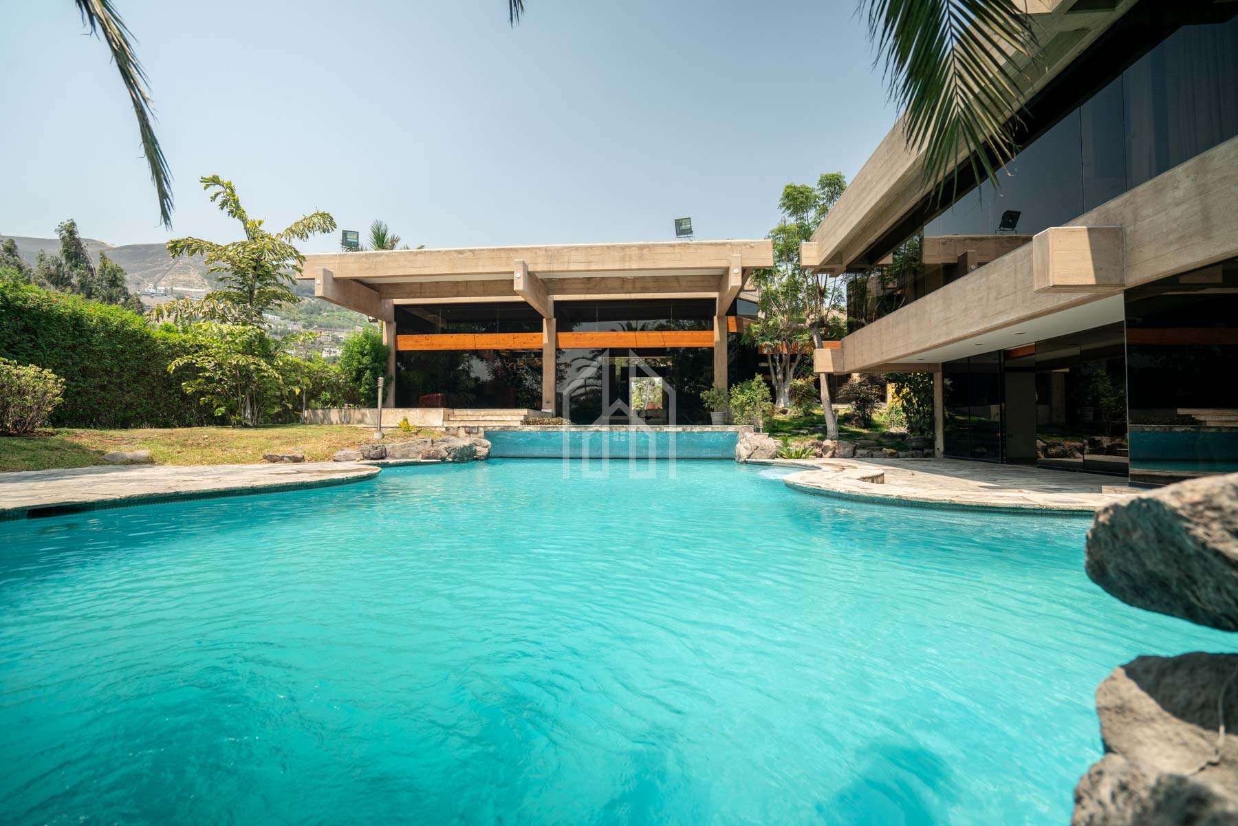 Casa en venta casuarinas piscina-10