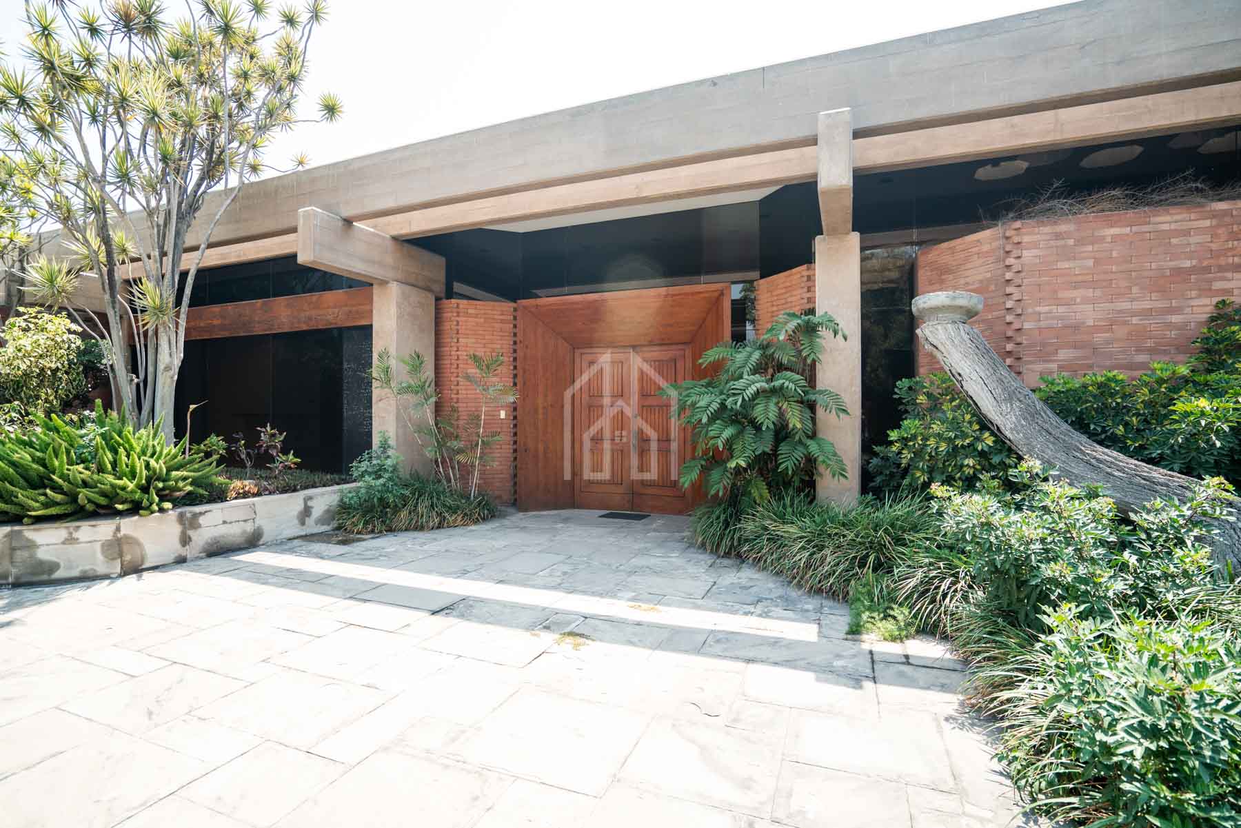 Casa en venta casuarinas piscina-12