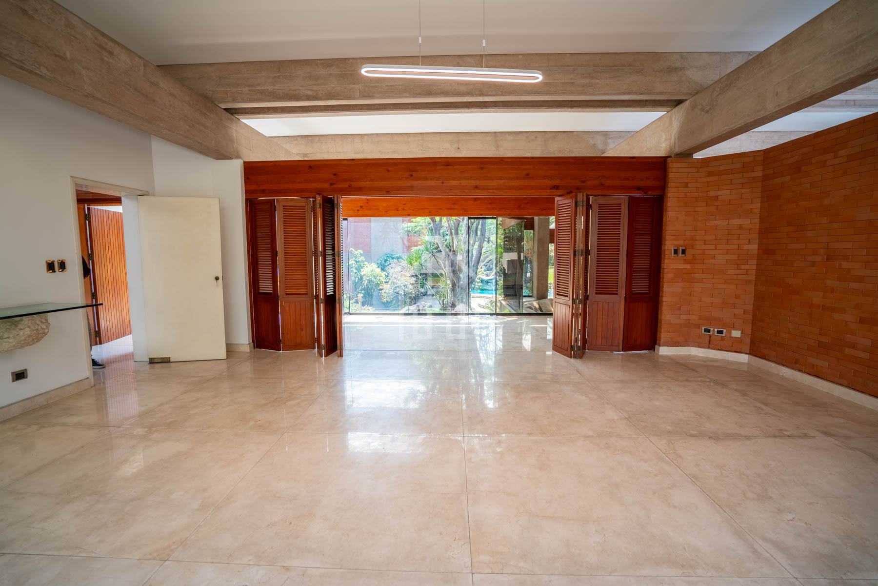 Casa en venta casuarinas piscina-23