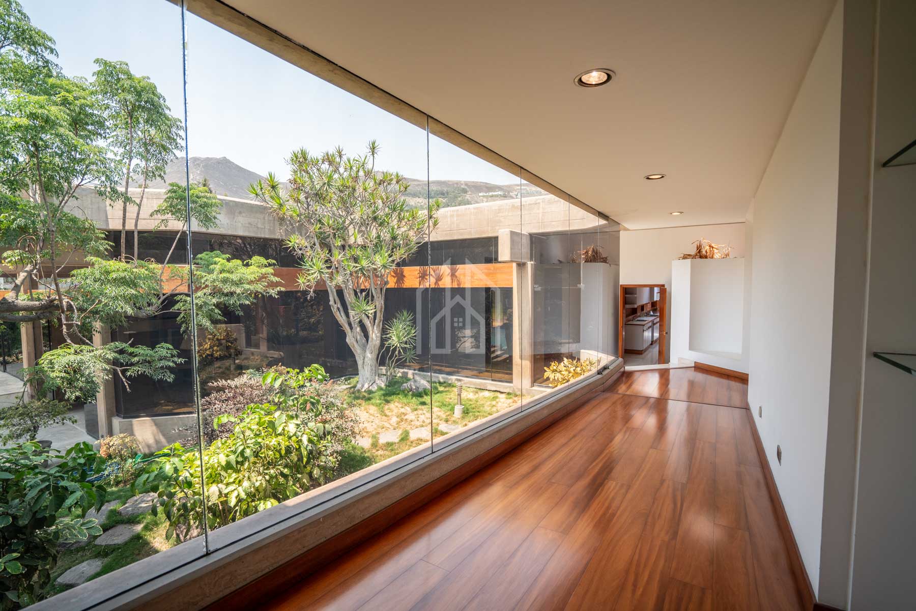 Casa en venta casuarinas piscina-31