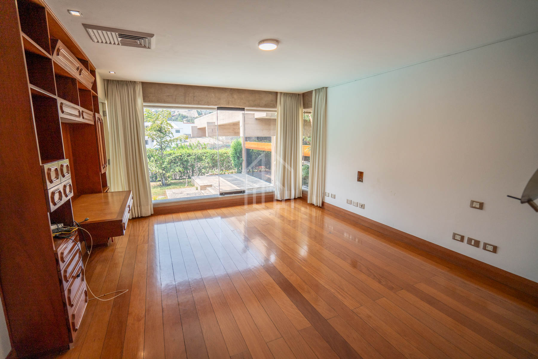 Casa en venta casuarinas piscina-34