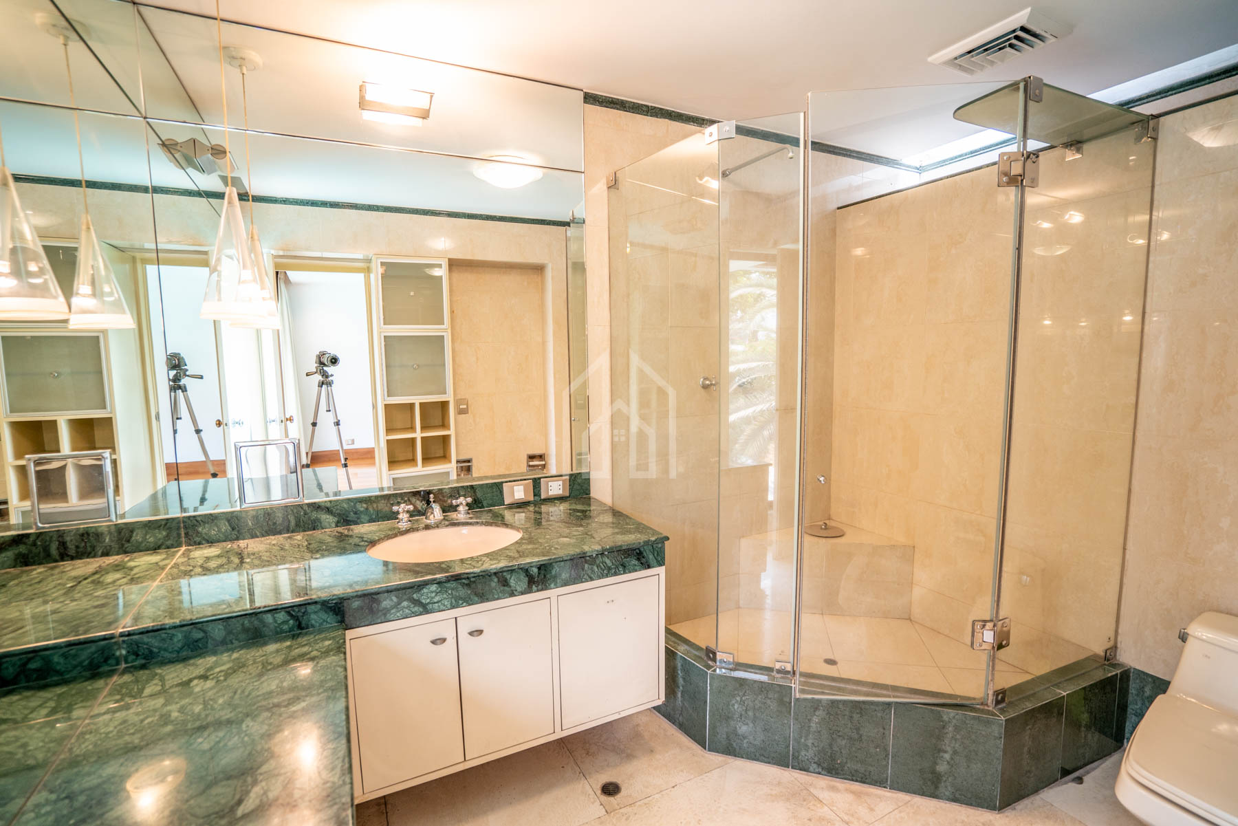 Casa en venta casuarinas piscina-40