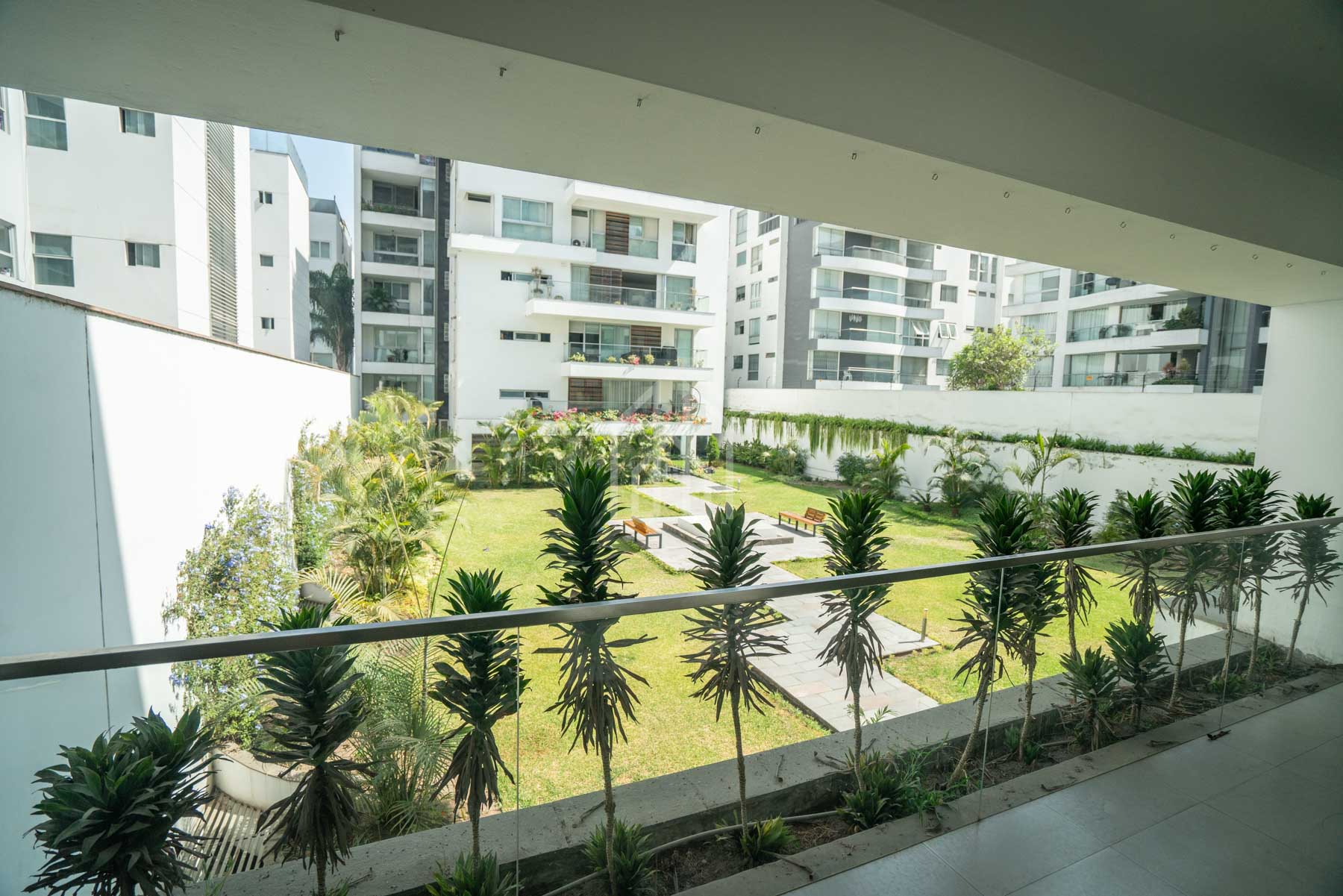 departamento en venta surco golf los incas-2