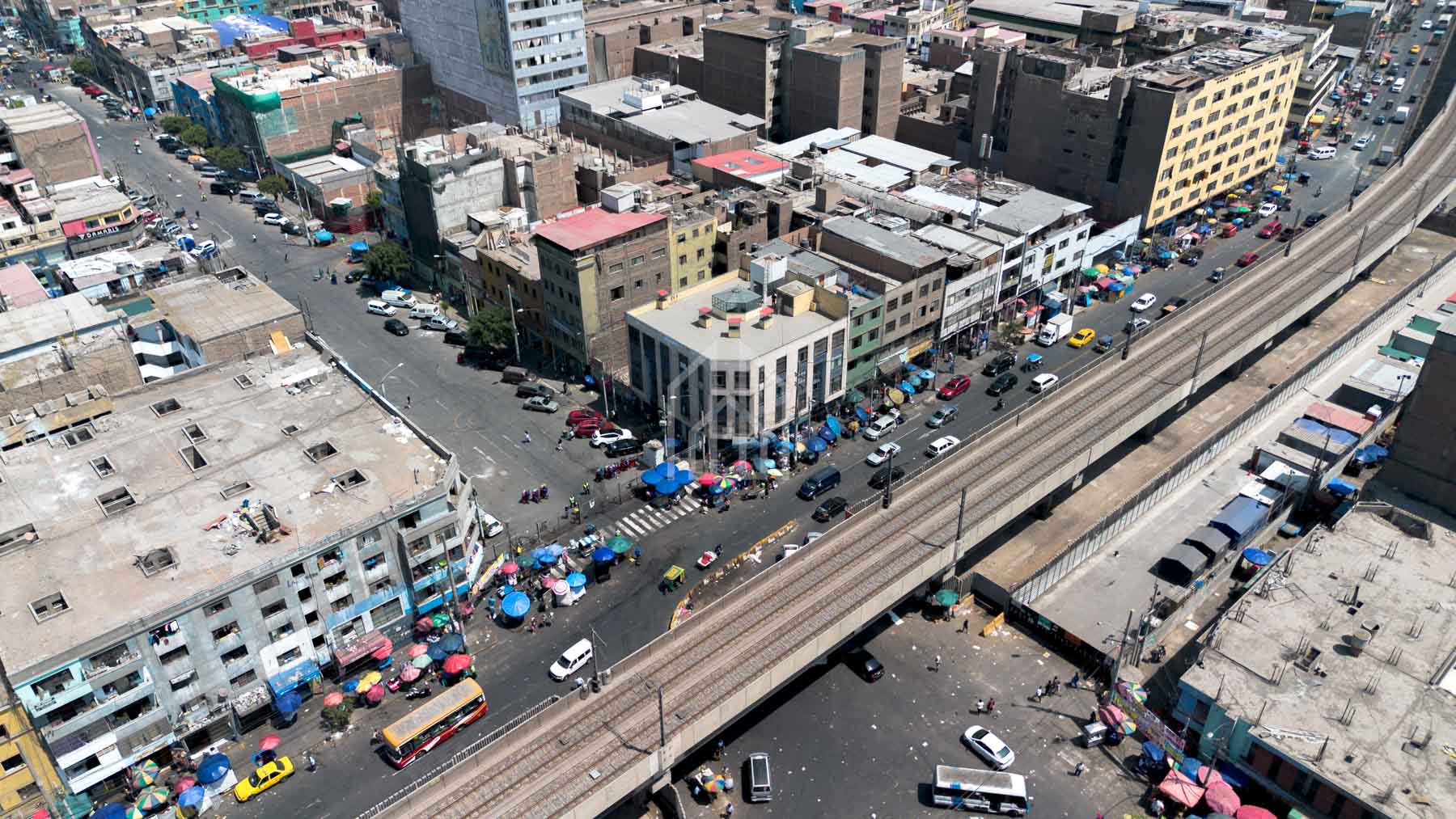 galeria gamarra en venta tiendas-16