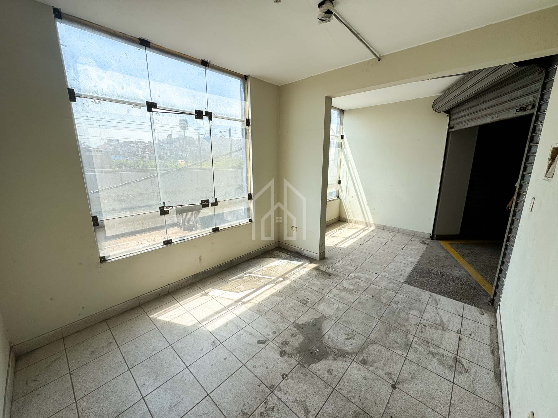 galeria gamarra en venta tiendas-9