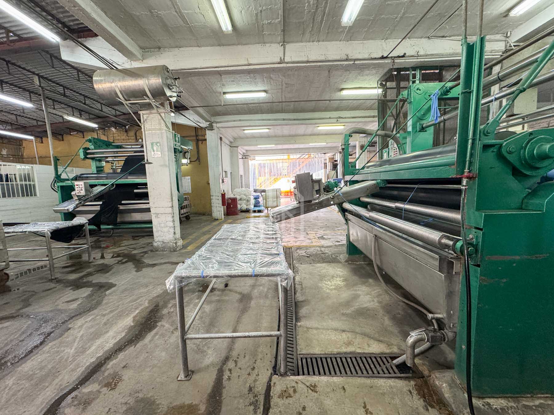 local industrial comercial en venta avenida argentina-21