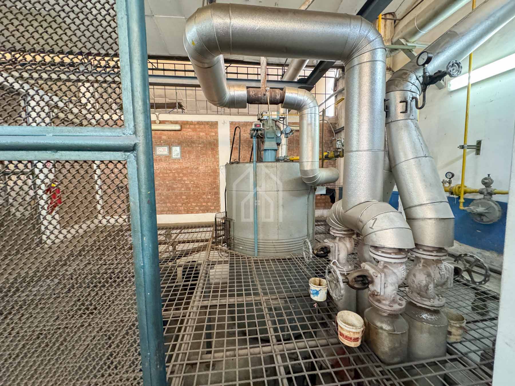 local industrial comercial en venta avenida argentina-25