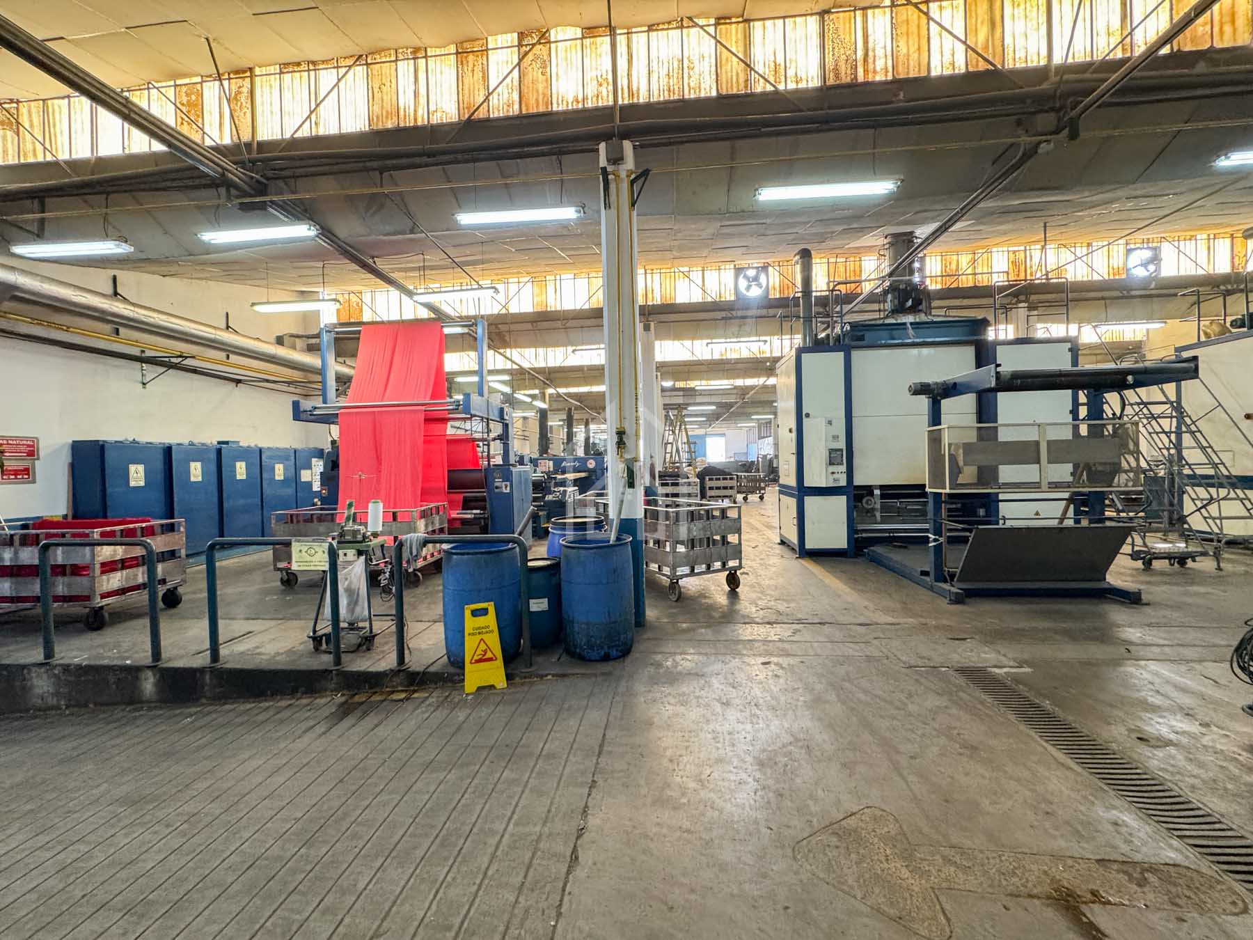 local industrial comercial en venta avenida argentina-27