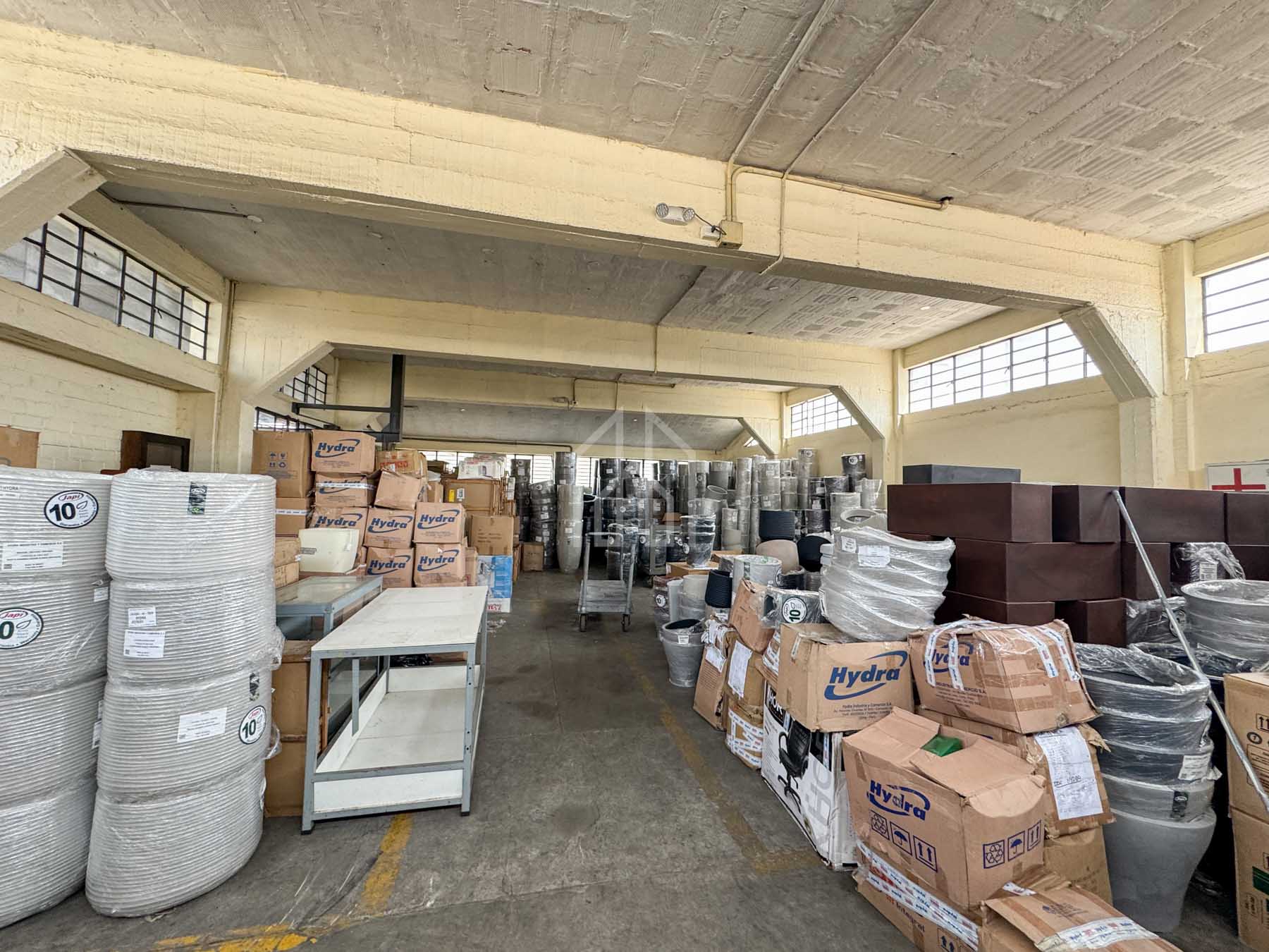 local industrial comercial en venta avenida argentina-38