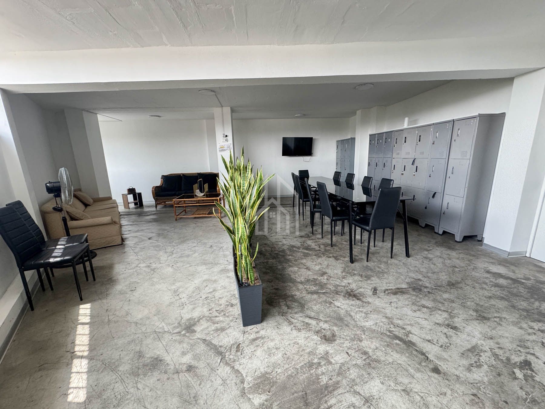 local industrial comercial en venta avenida argentina-43