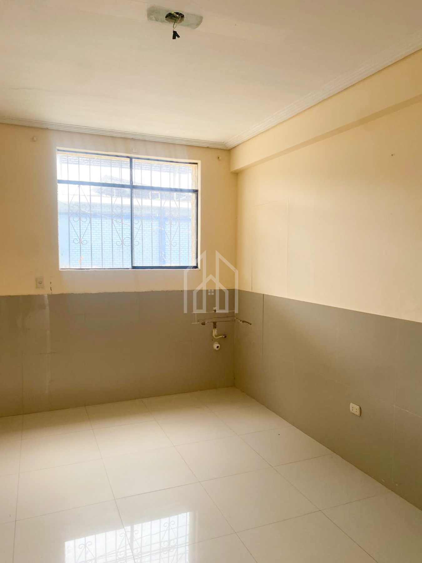 Edificio Clinica en venta piura-18