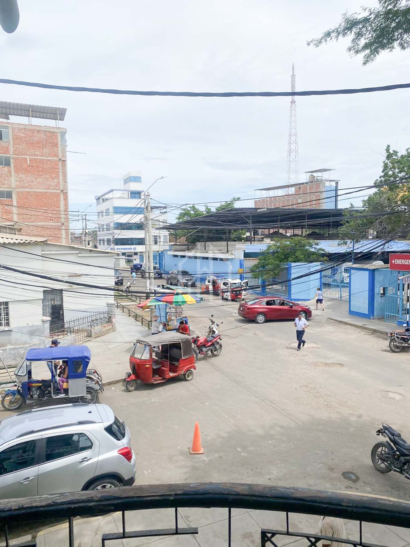 Edificio Clinica en venta piura-20