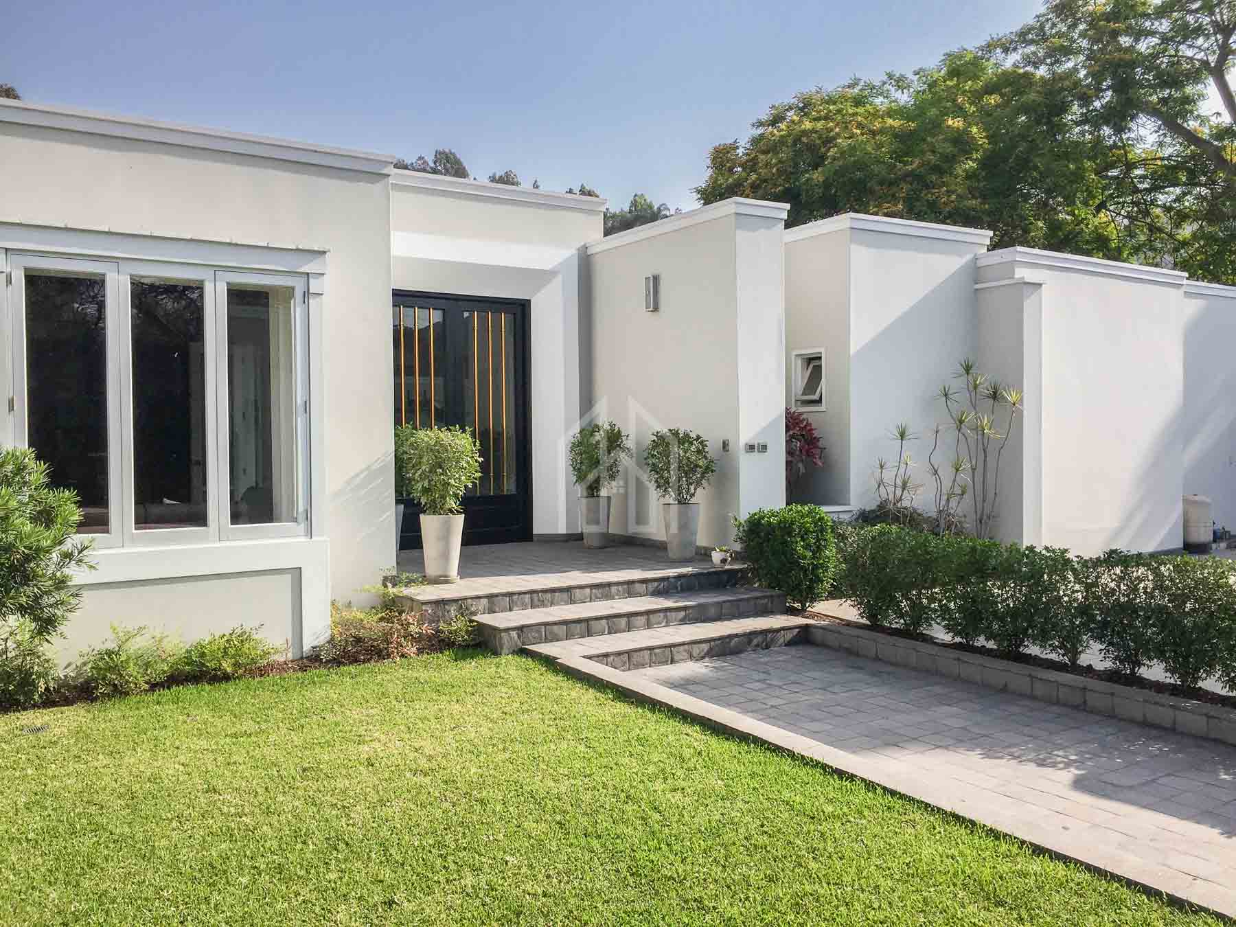 Elegante Casa en La Pradera