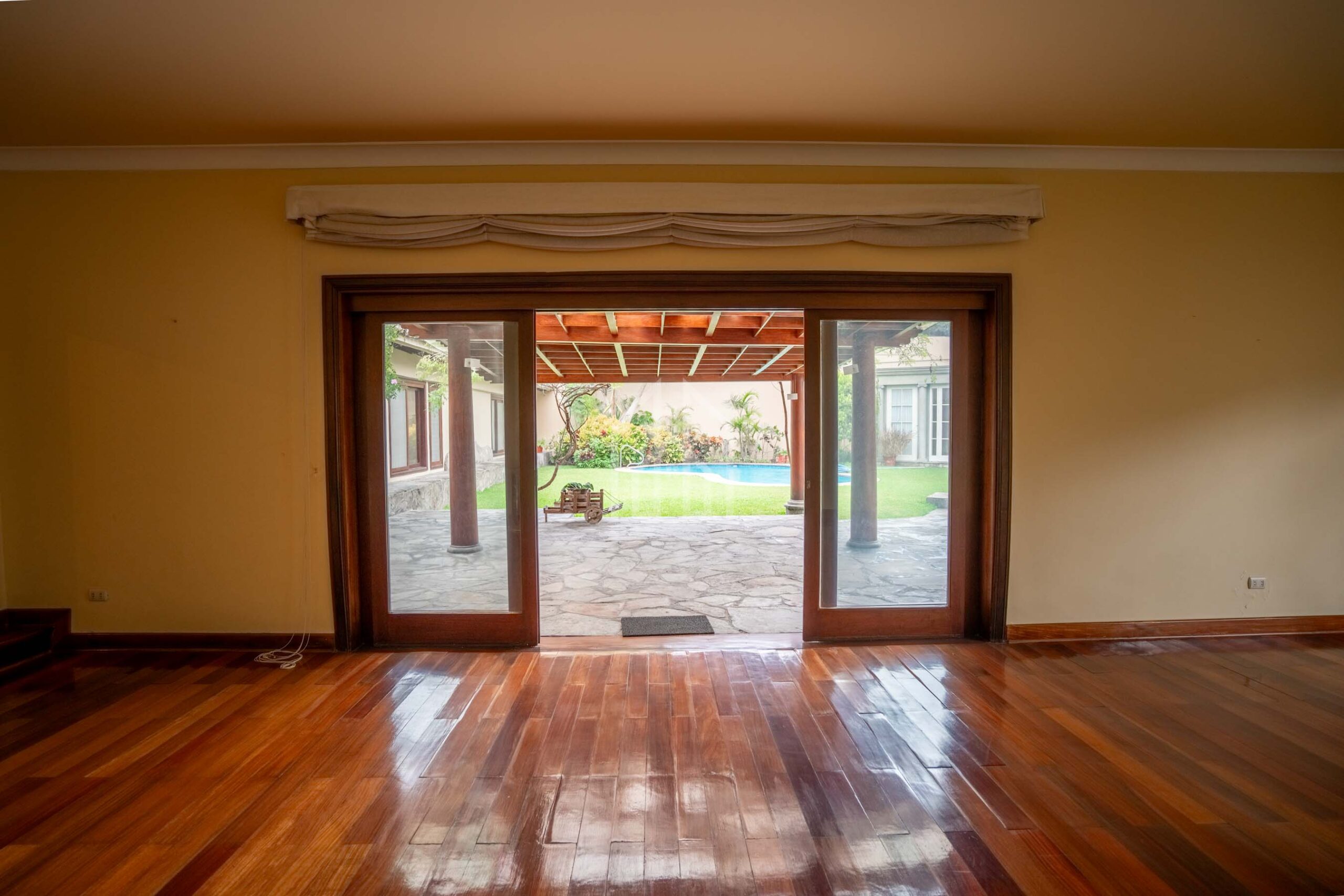 casa en venta condominio britanico surco-10