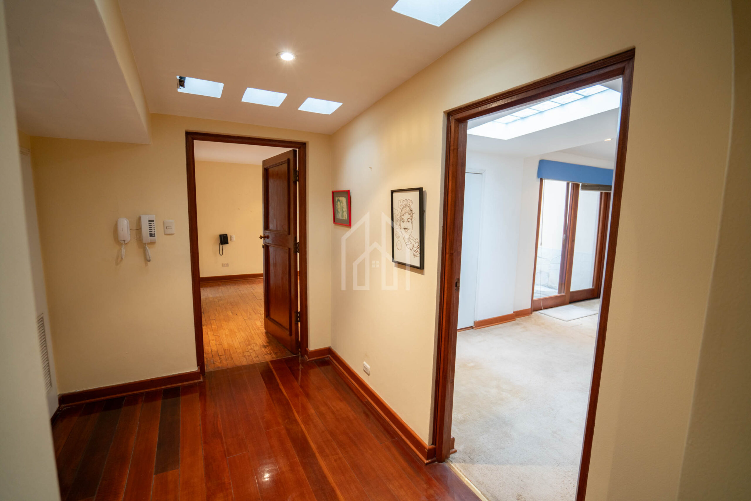 casa en venta condominio britanico surco-32