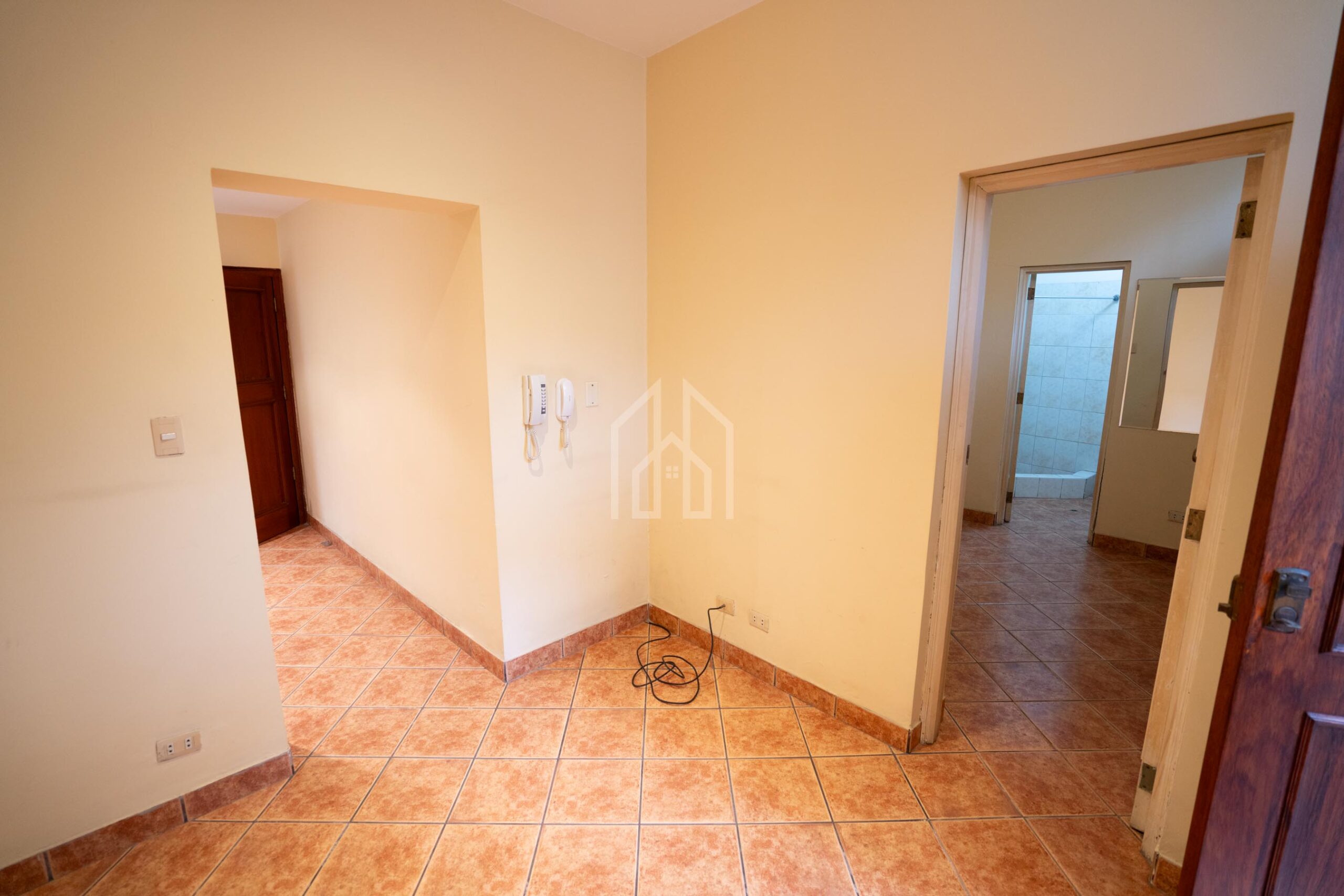 casa en venta condominio britanico surco-46