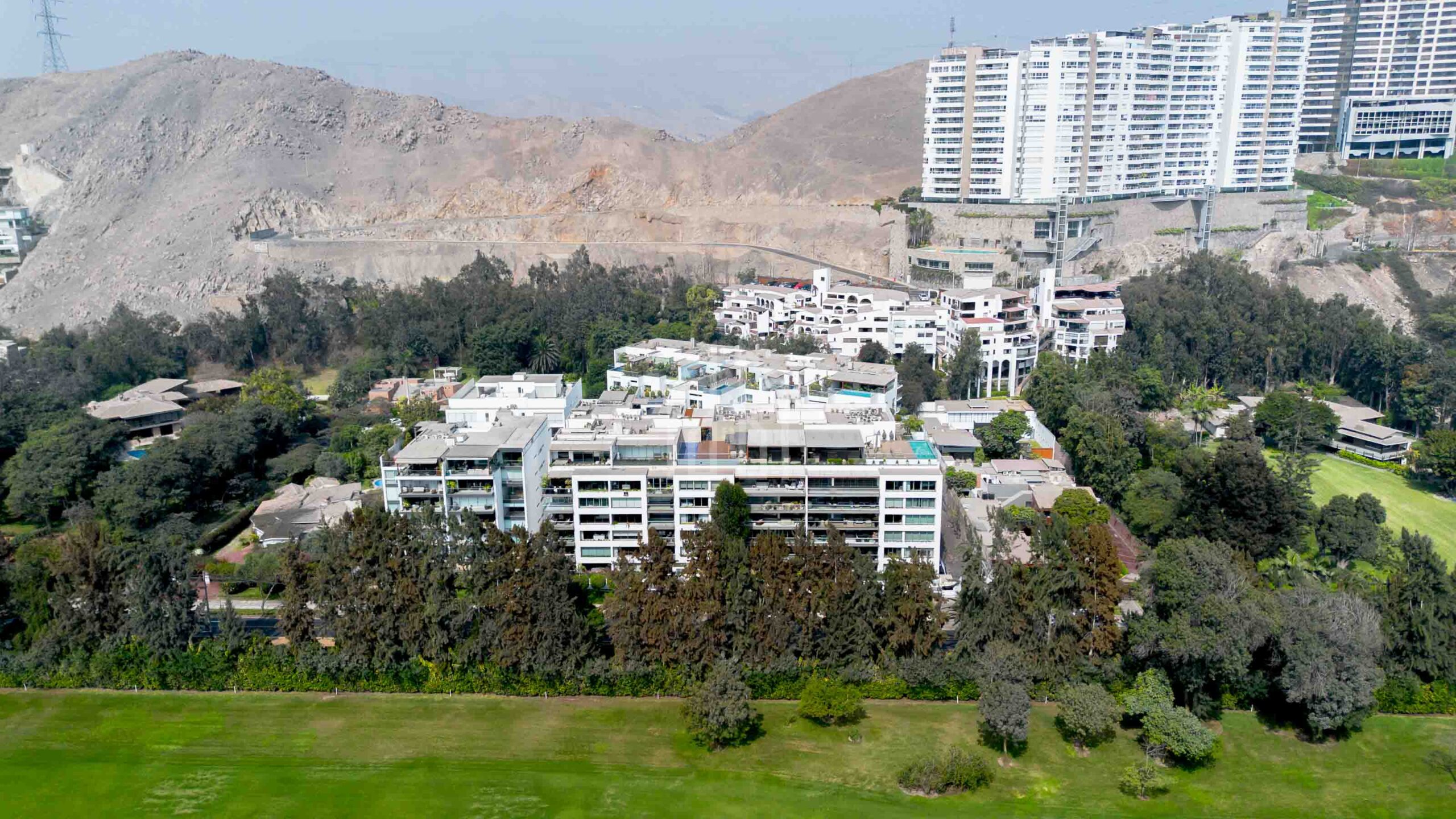 departamento en venta golf los incas-41