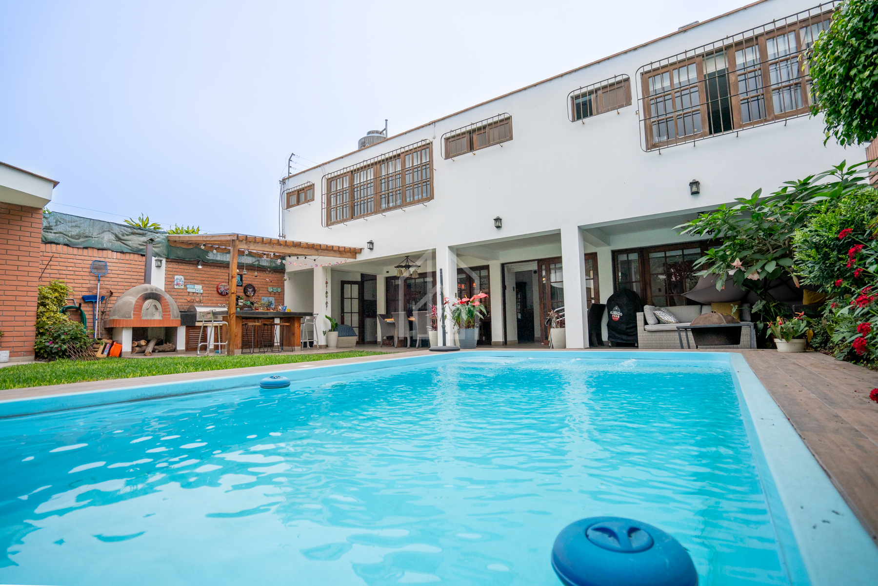 casa en venta los alamos surco-11