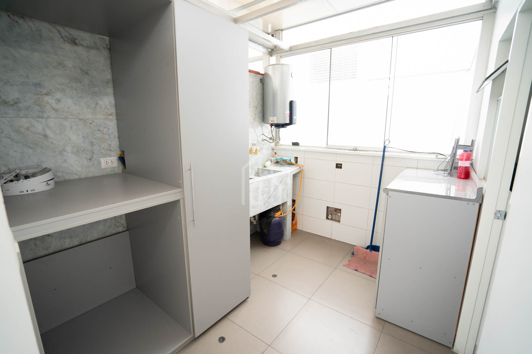 departamento en venta golf los incas-35