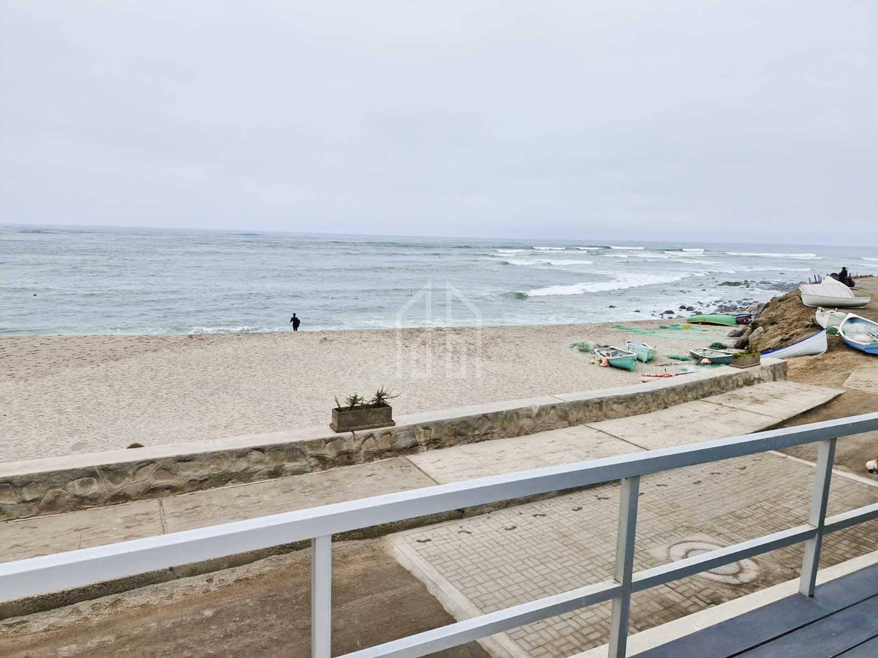 Casa de playa en venta Punta hermosa-5