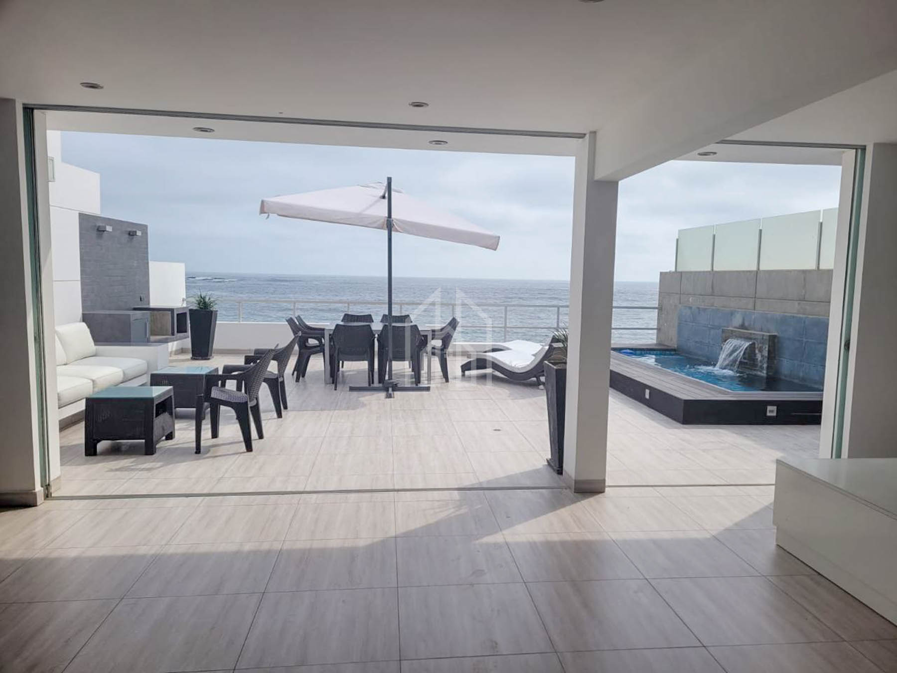 Casa de playa en venta Punta hermosa-6