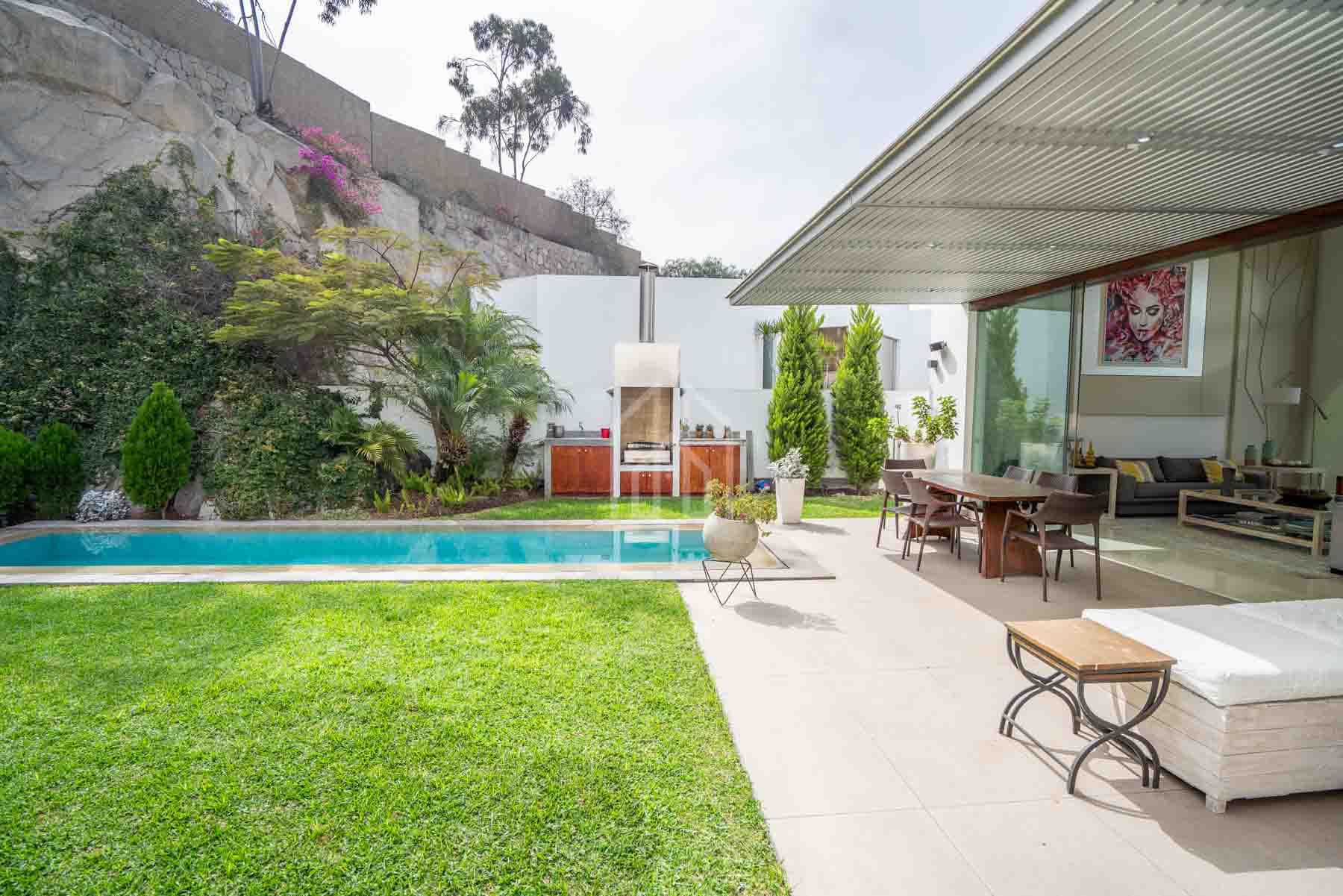 casa en venta la planicie condominio-22