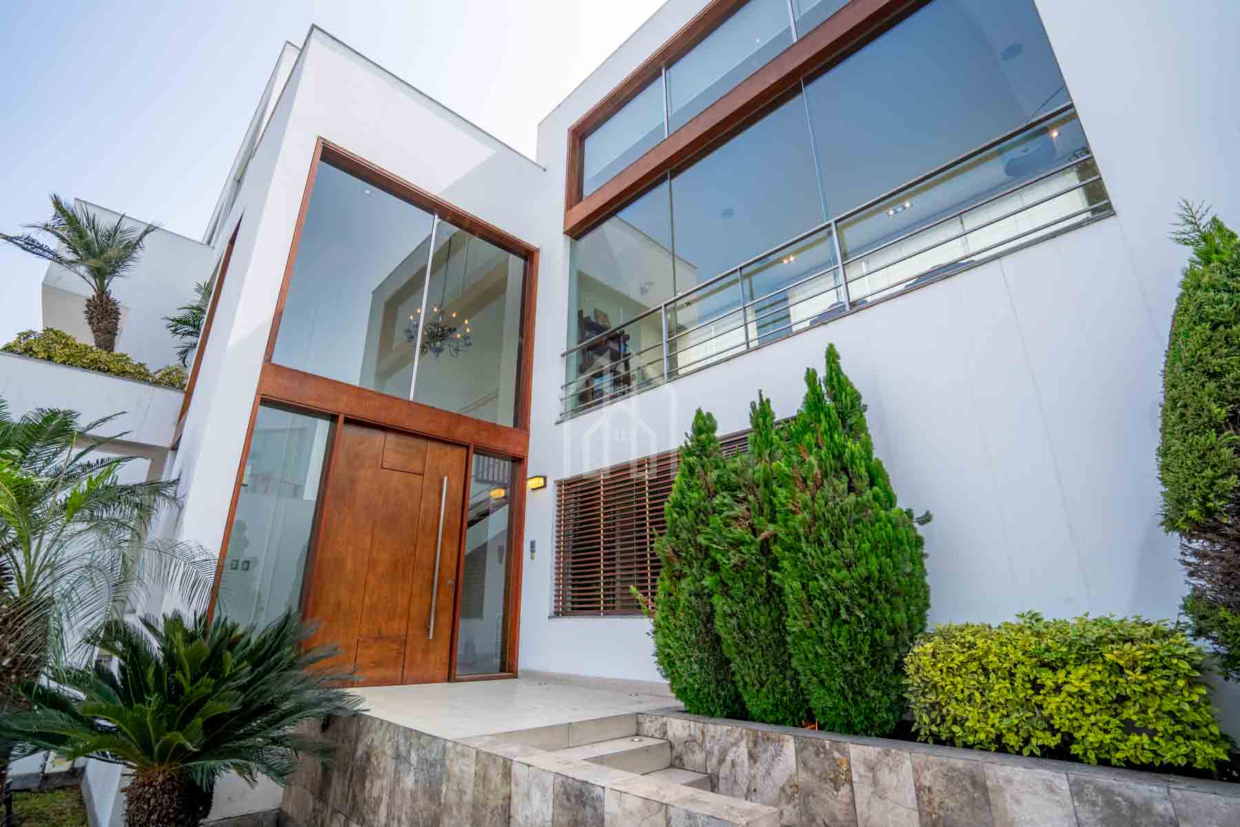 casa en venta la planicie condominio-3