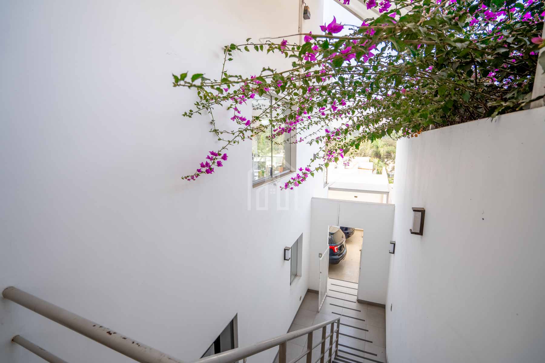 casa en venta la planicie condominio-49