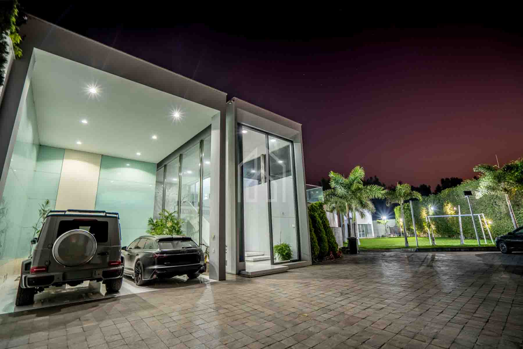 Un Diamante de Casa en La Planicie