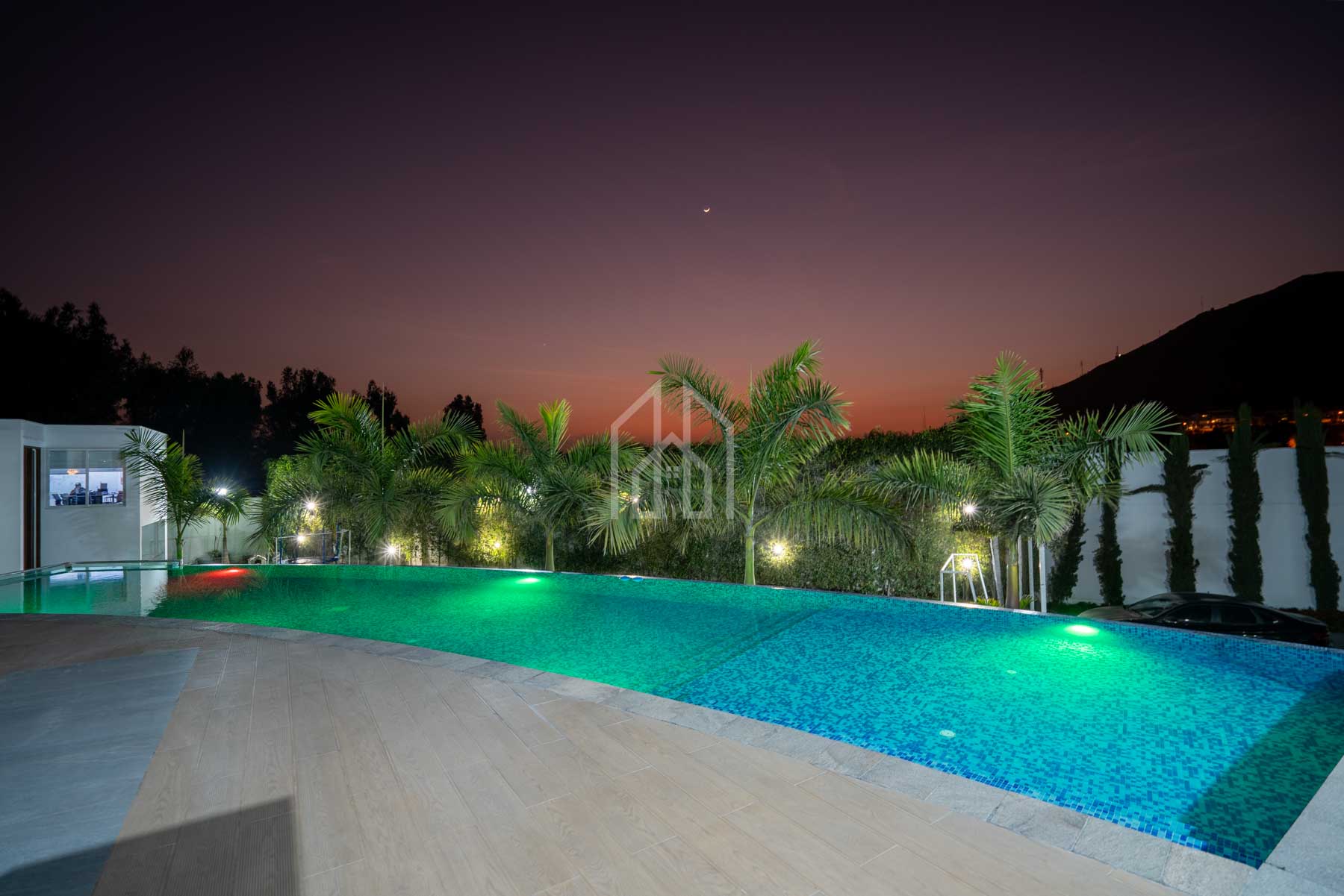 gran casa en venta en la planicie-10