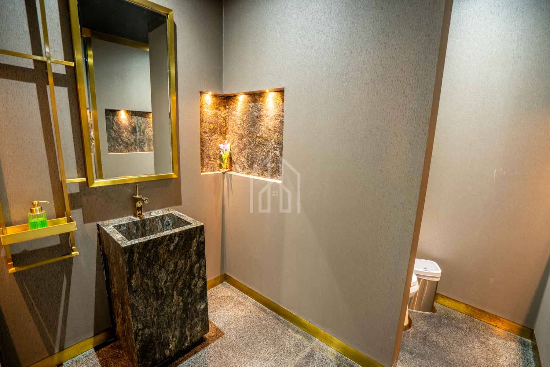 gran casa en venta en la planicie-23