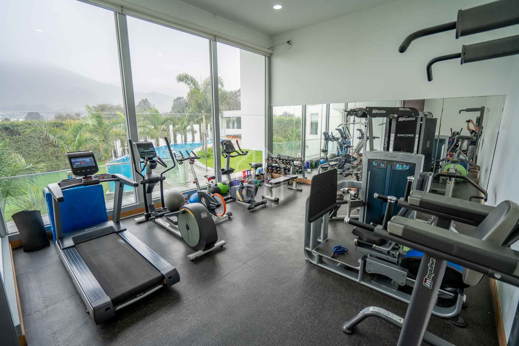 gran casa en venta en la planicie-27