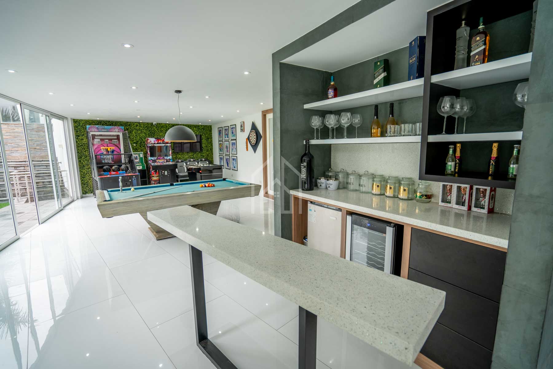 gran casa en venta en la planicie-29