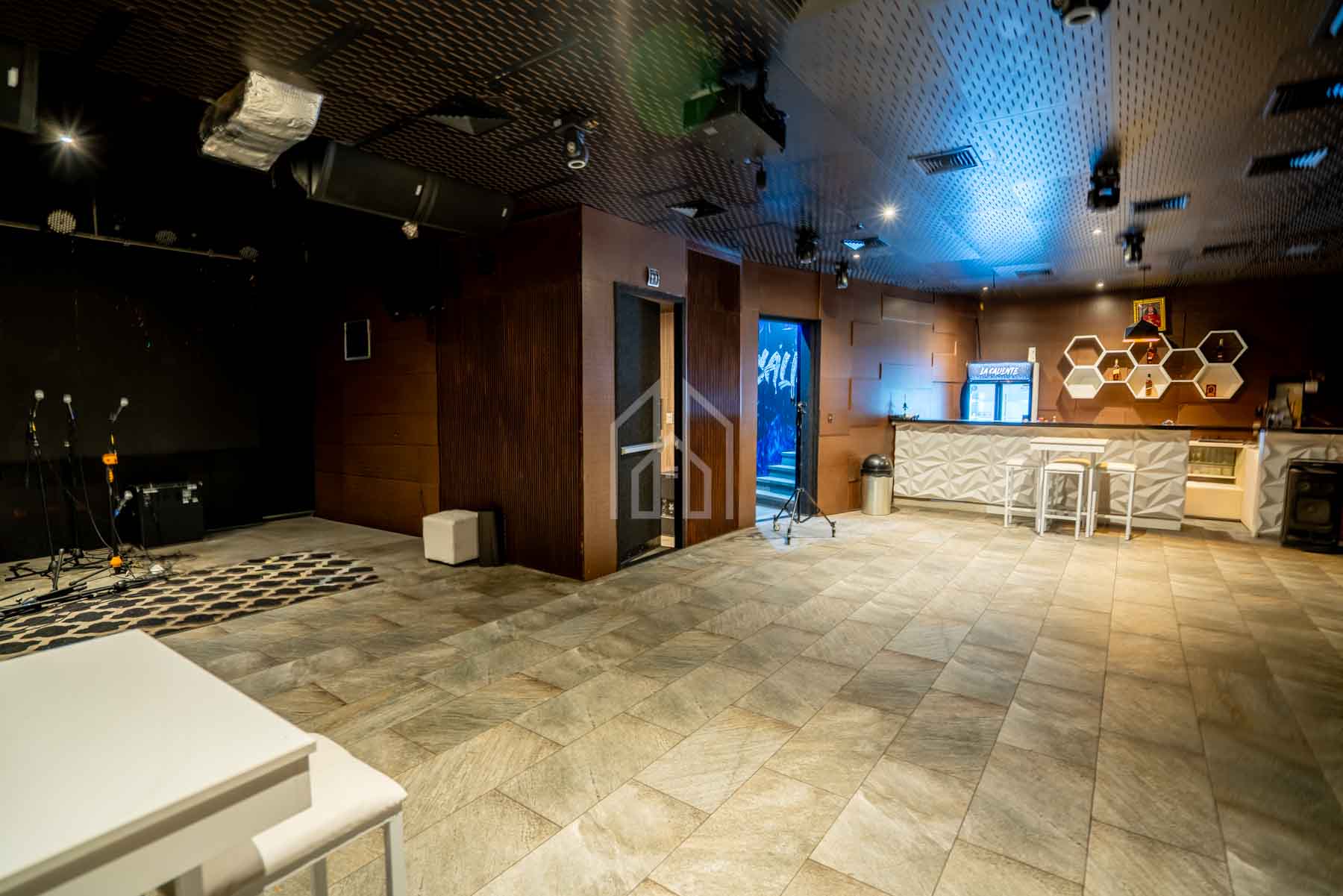 gran casa en venta en la planicie-35