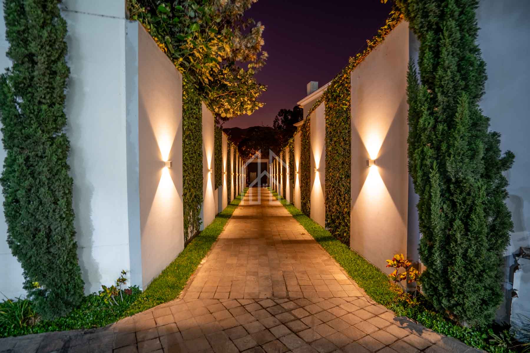 gran casa en venta en la planicie-46