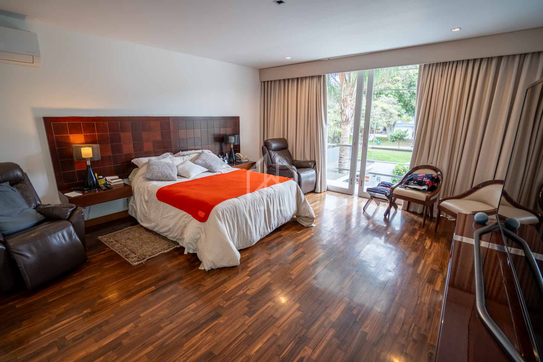 casa en venta en san isidro frente parque acosta-33