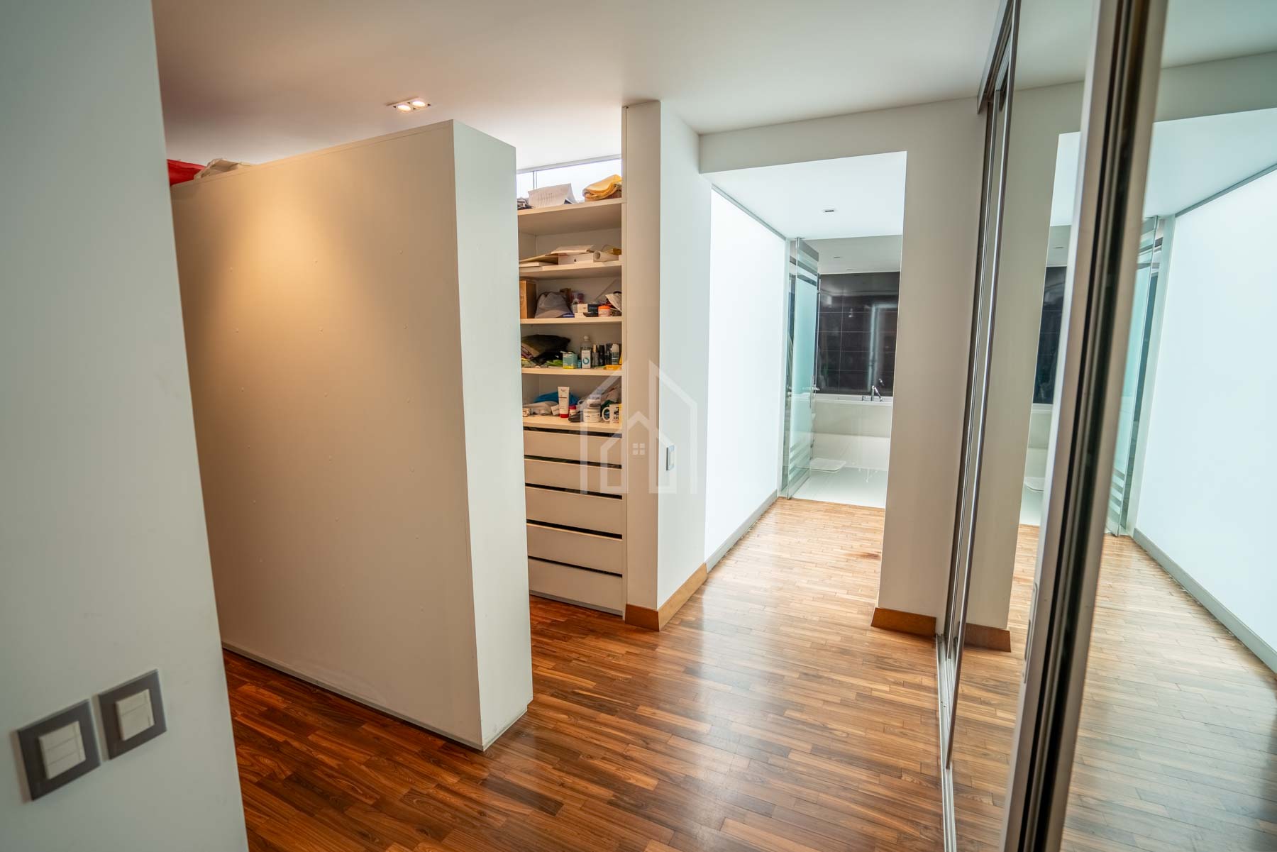 casa en venta en san isidro frente parque acosta-35