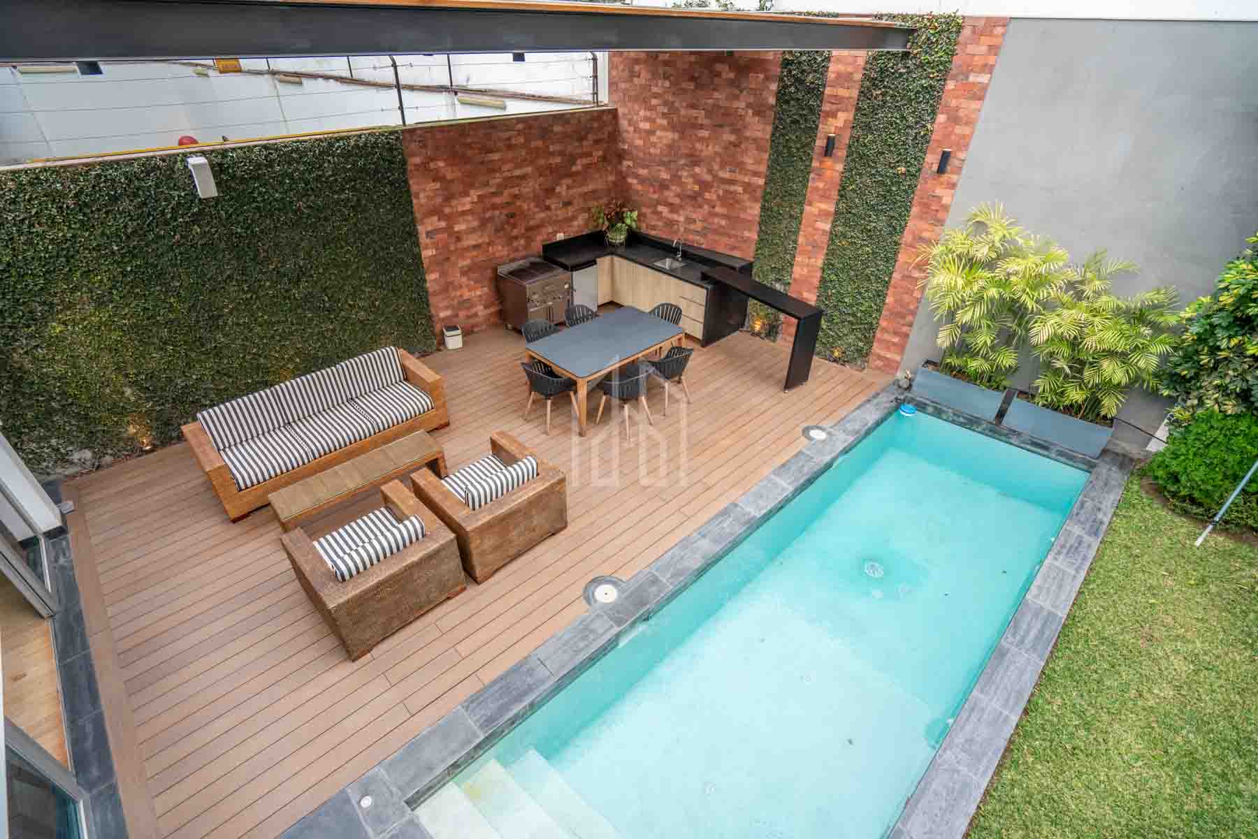 casa en venta en san isidro frente parque acosta-41