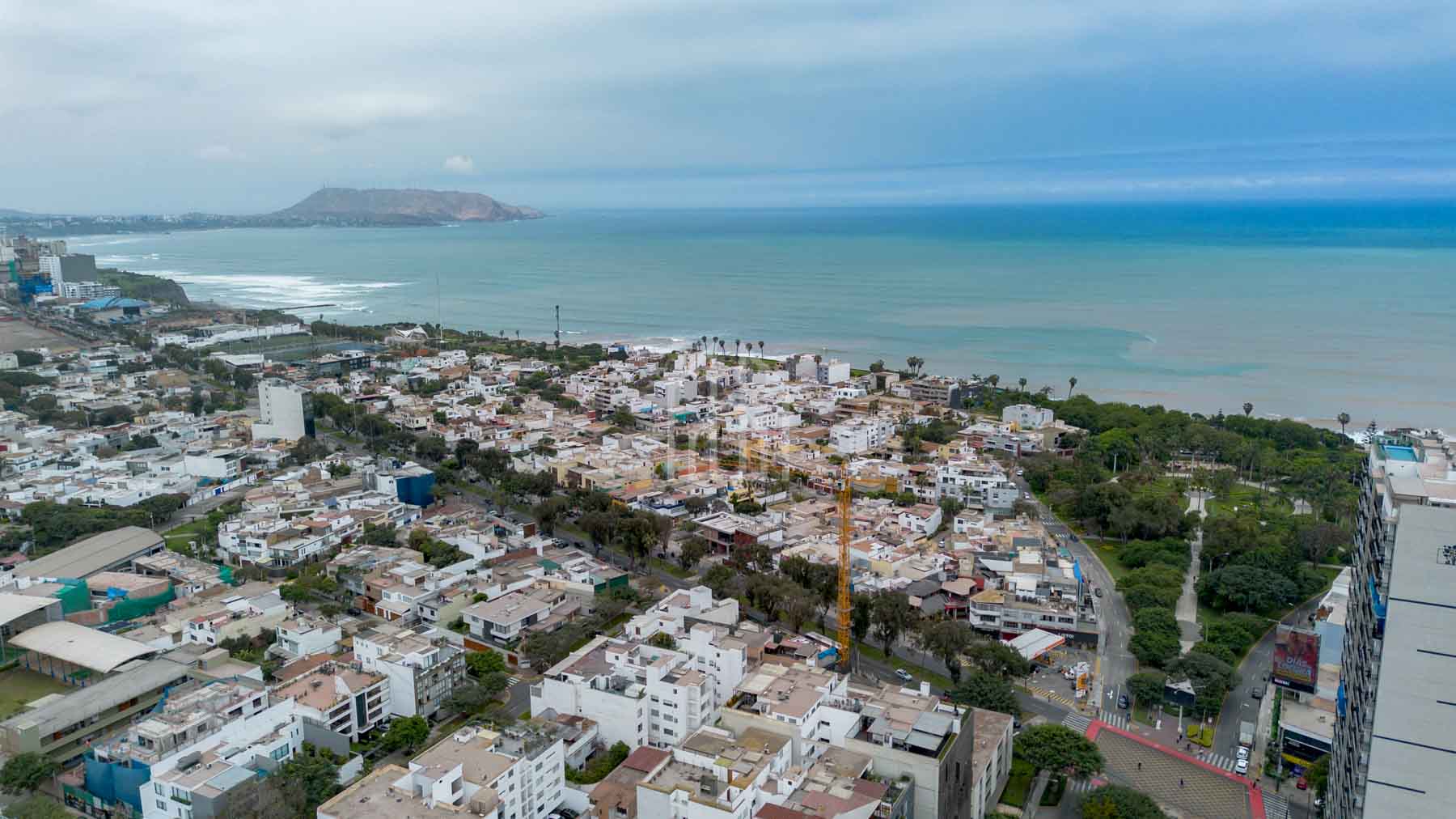 casa en venta en san isidro frente parque acosta-46