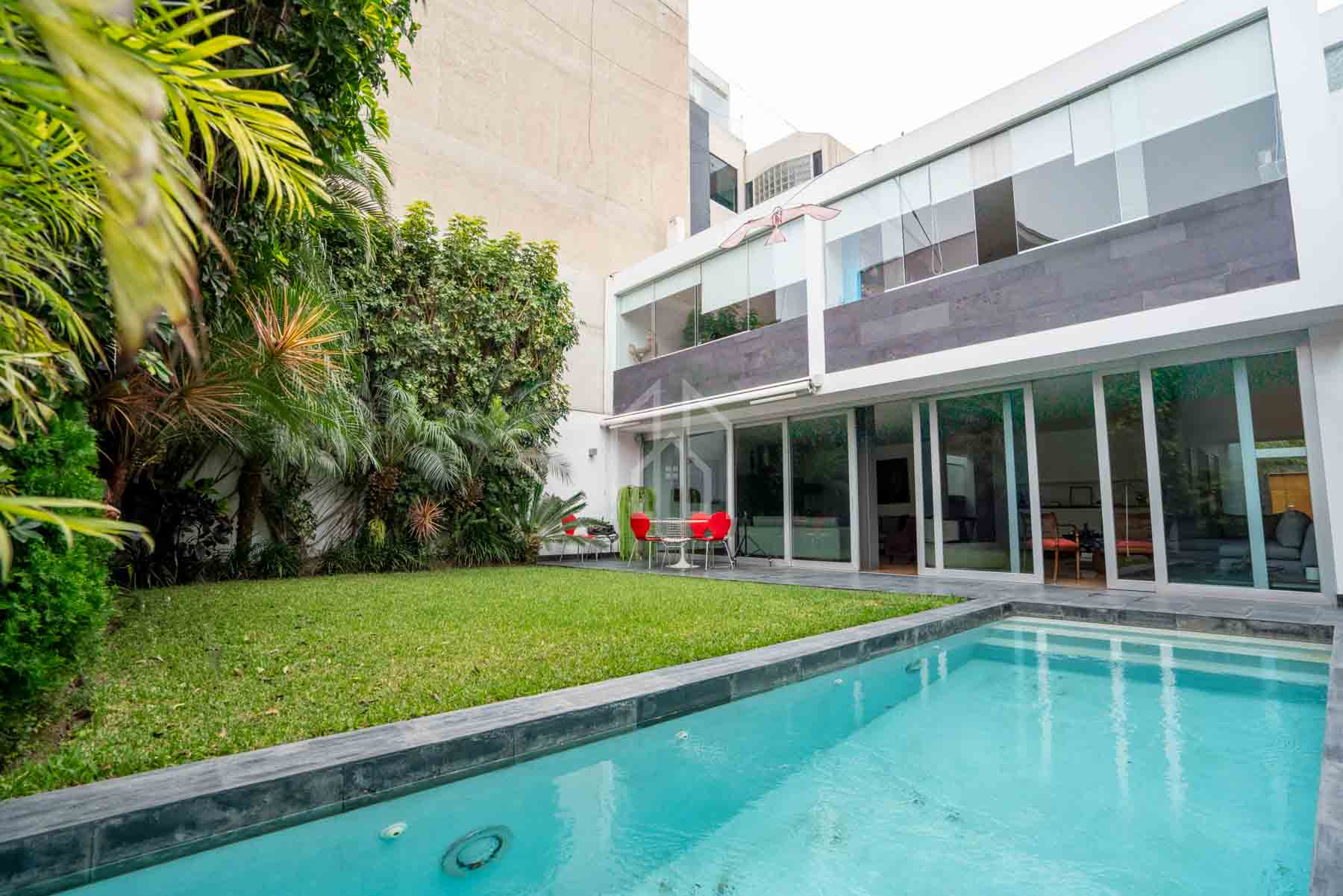 casa en venta en san isidro frente parque acosta-6