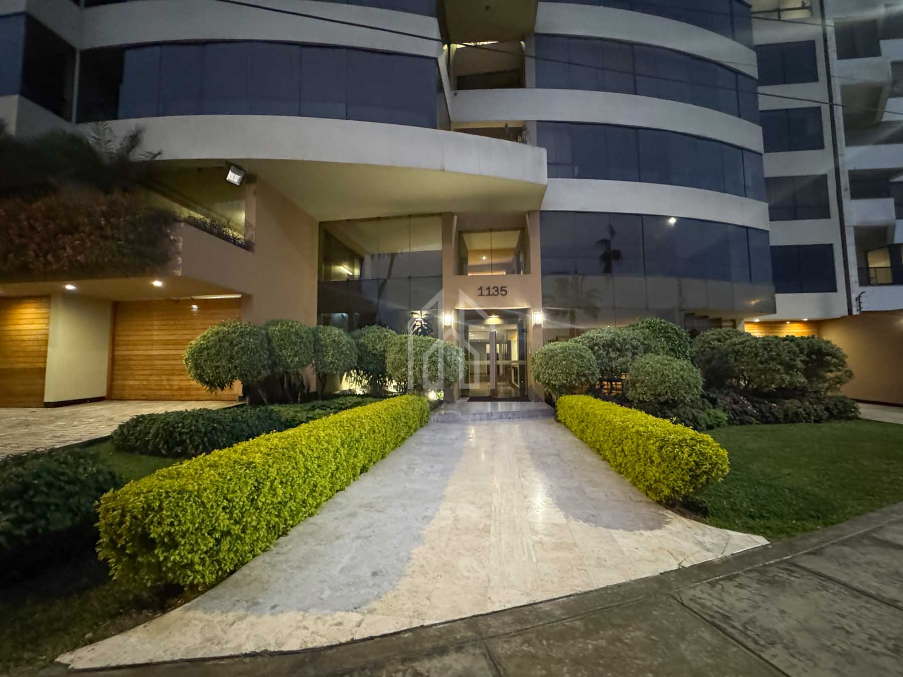 departamento en venta malecon de la reserva-23