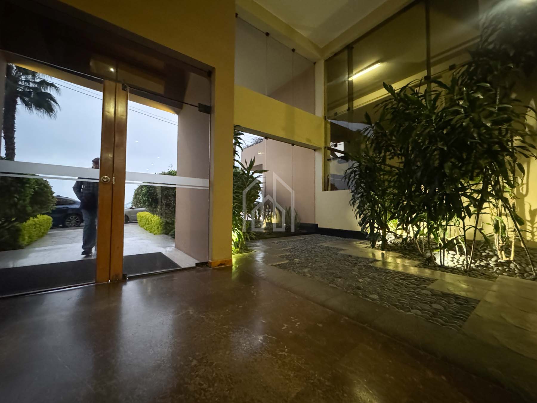 departamento en venta malecon de la reserva-25
